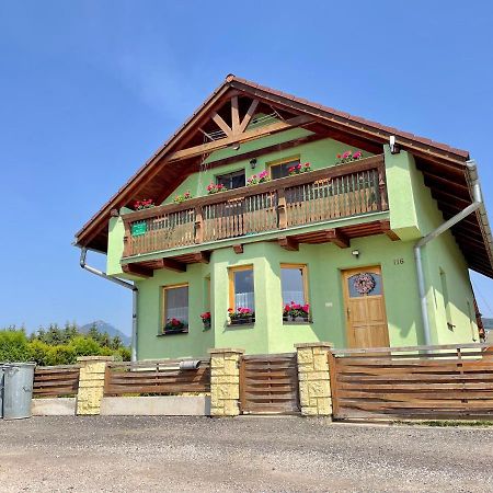 Apartman Klaudia Ruzomberok Buitenkant foto