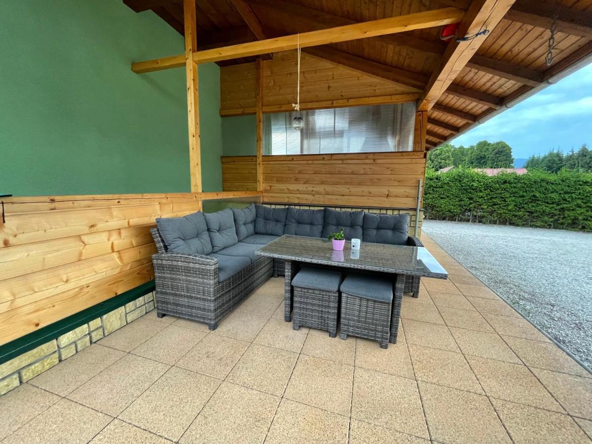 Apartman Klaudia Ruzomberok Buitenkant foto